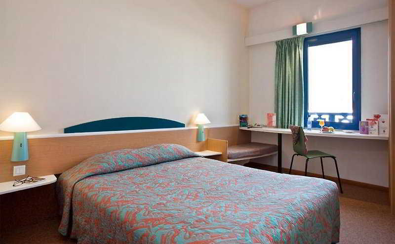 Hotel Ibis Al-Funajdik Zewnętrze zdjęcie